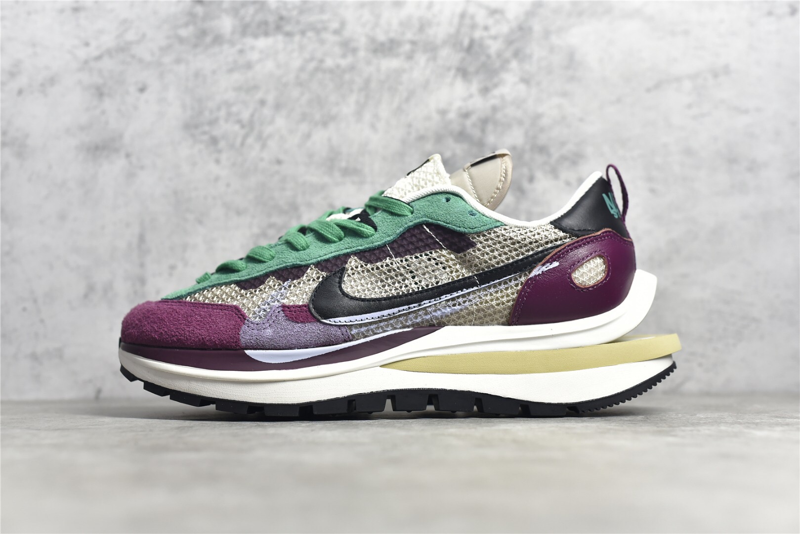 Sacai 3.0 - Purple Green