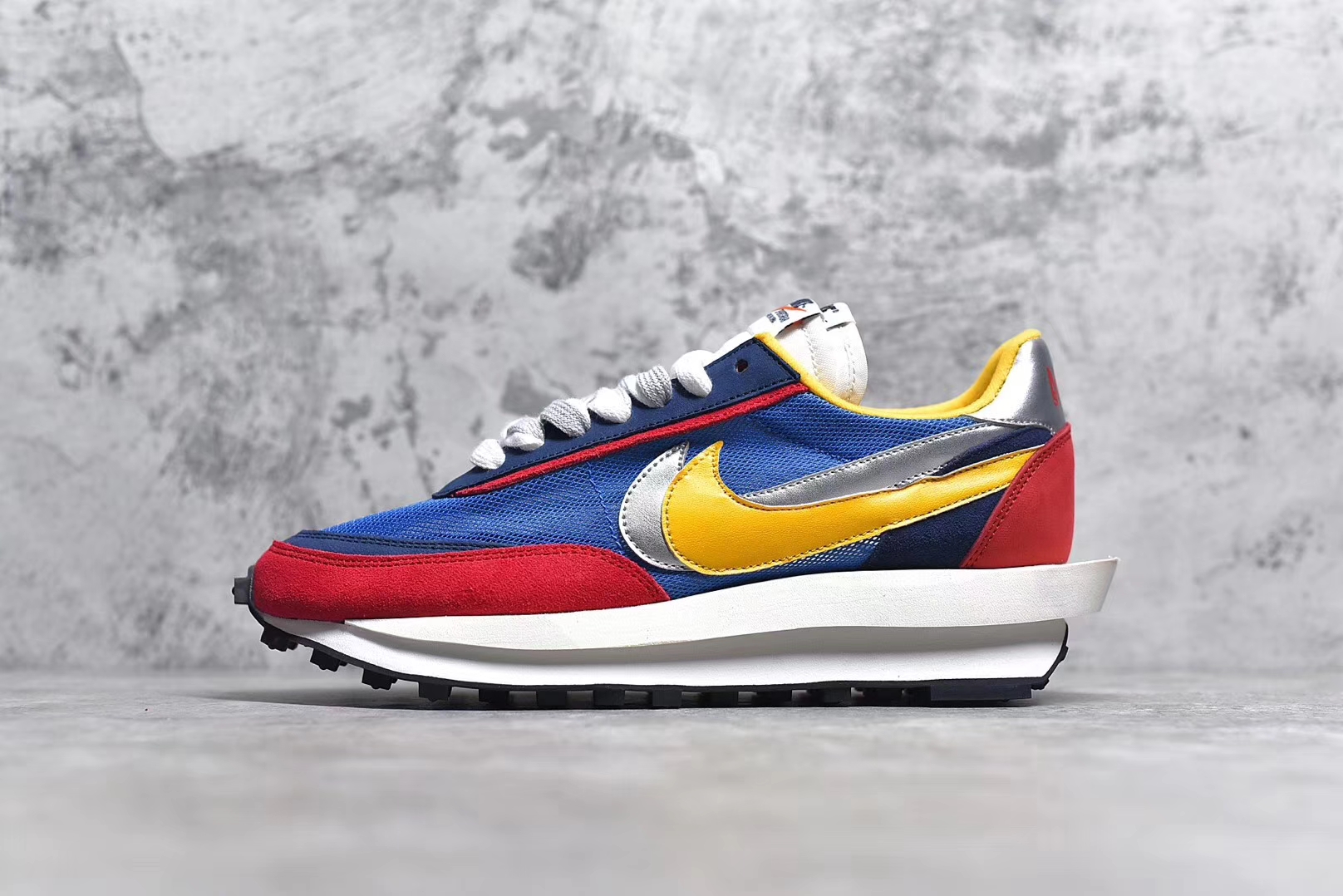 Sacai LVD Waffle Daybreak - blue red