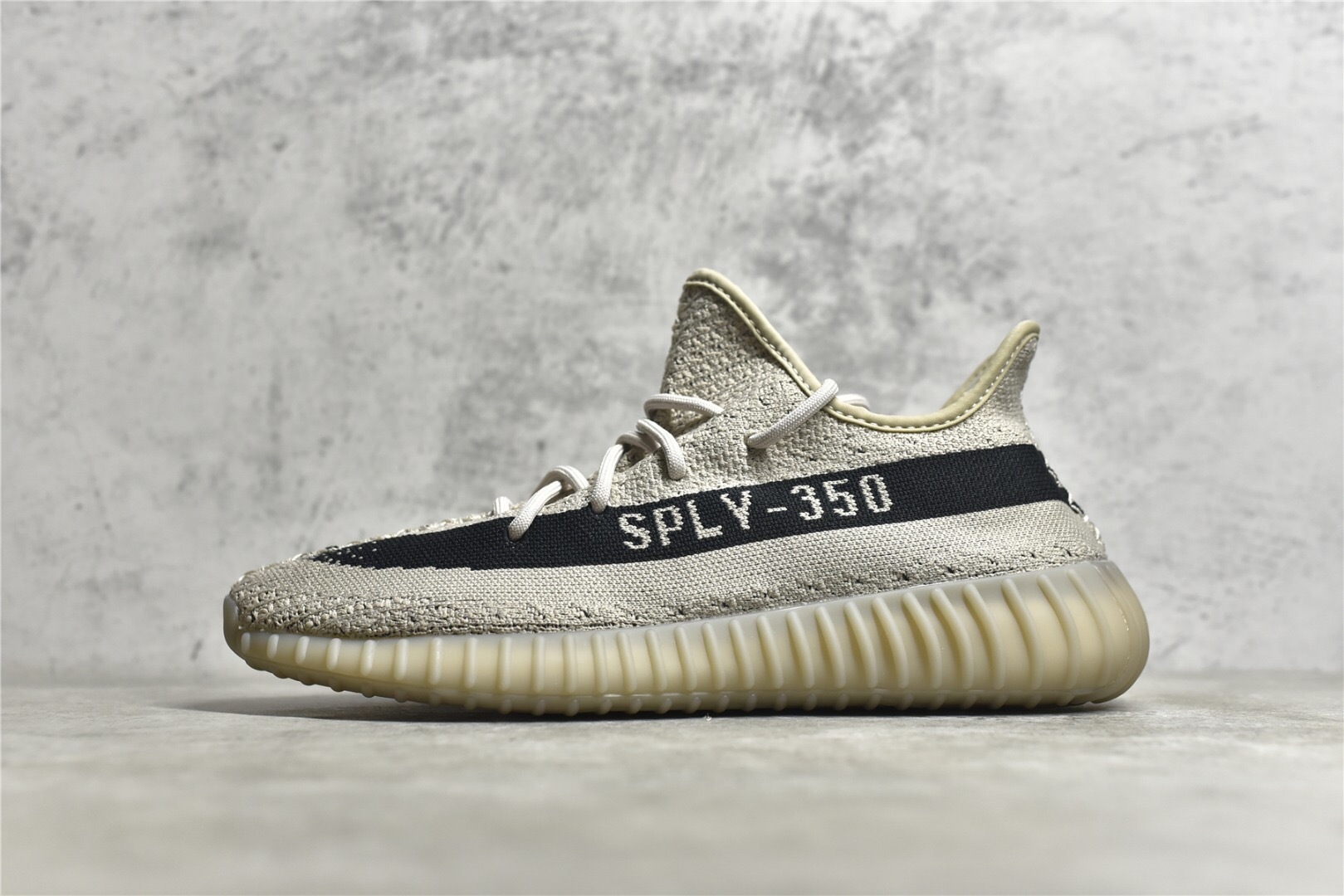 Yeezy 350 V2 Beige Black