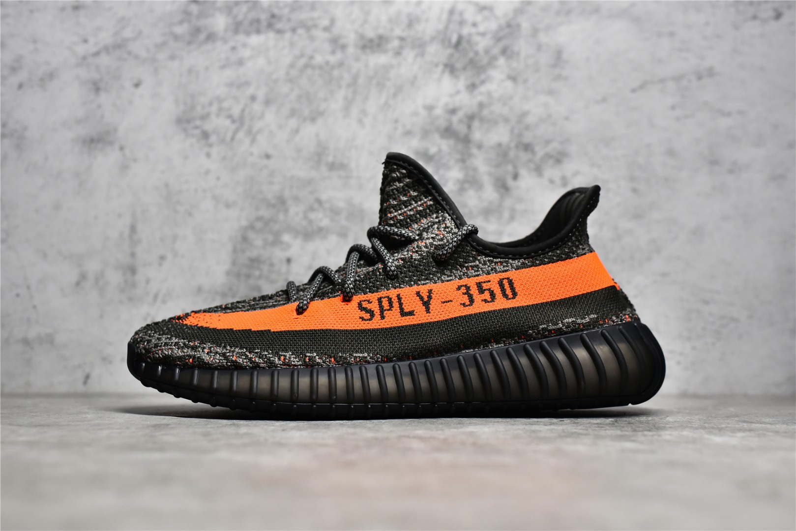 YEEZY 350 V2 GREY GREEN
