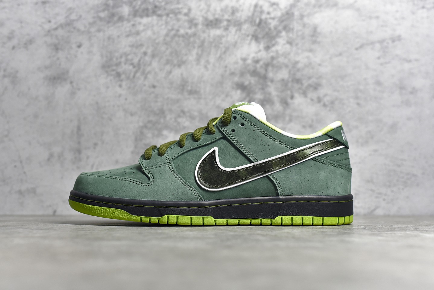 SB Dunk Low Concepts Green Lobster BV1310-337 (Regular Box)
