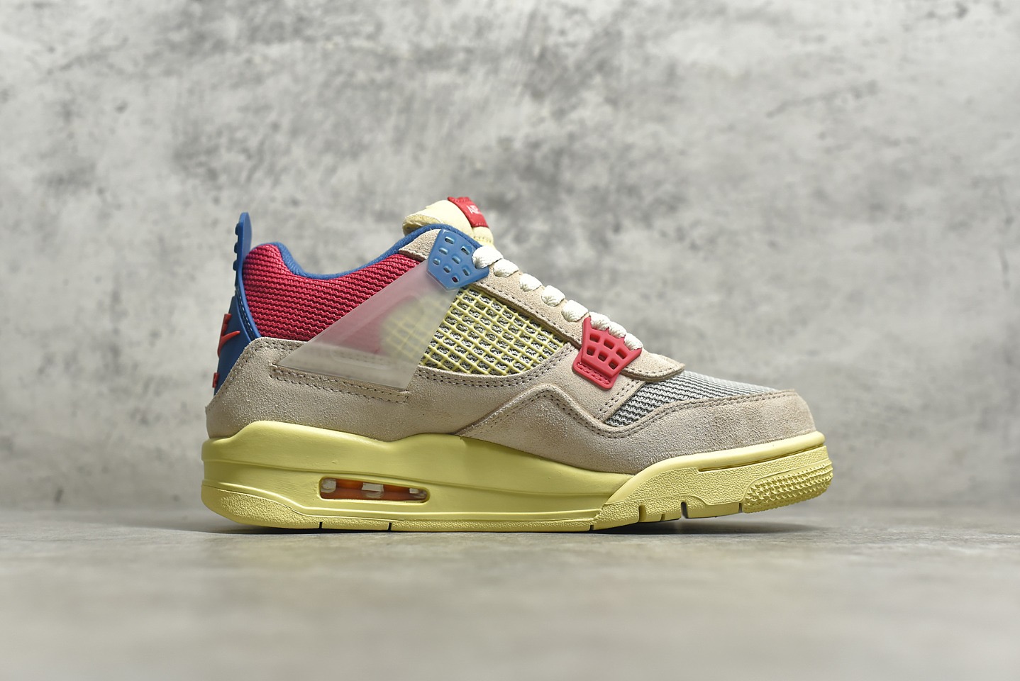 Jordan 4 Retro Union Guava Ice