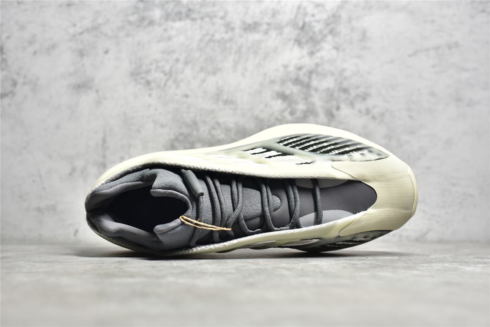 Yeezy 700 V3 Fade Salt