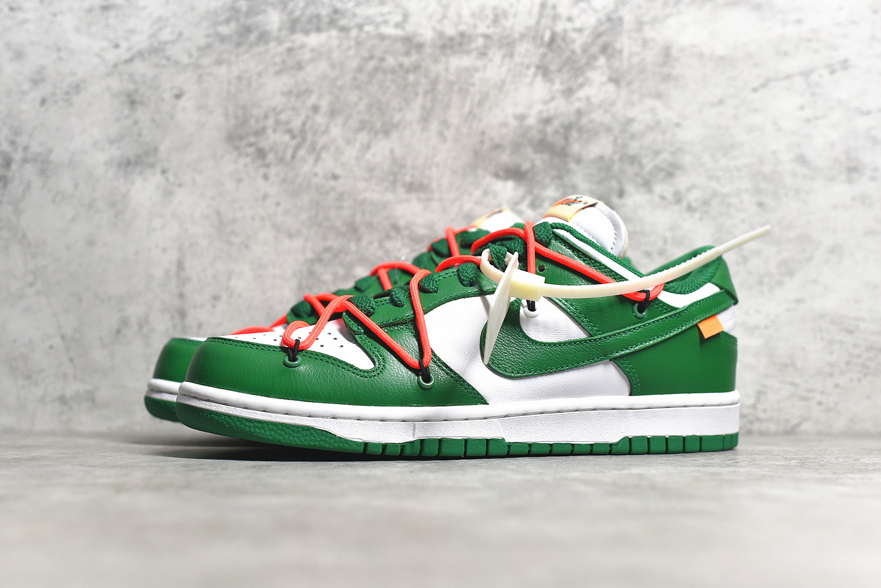 Nike Dunk Low x Off-White Pine Green CT0856-100