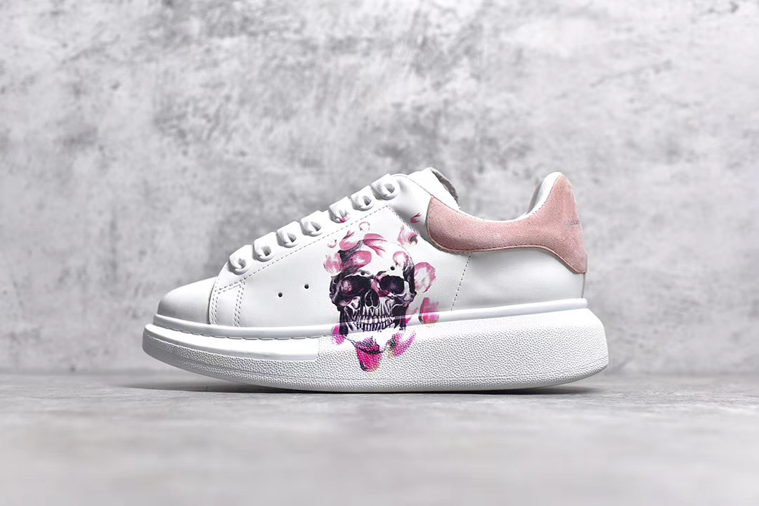 MC - Pink Tail Skull