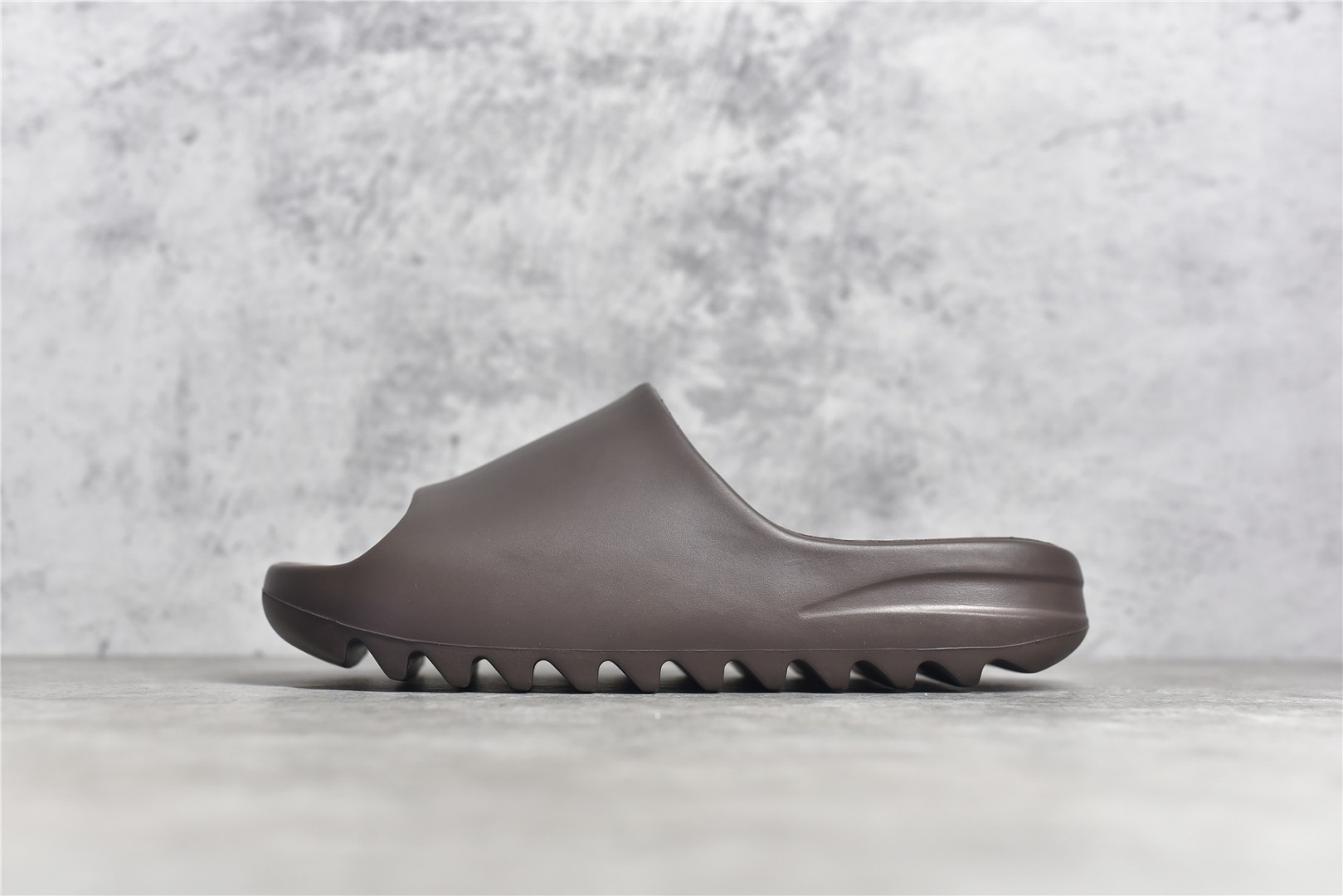 Yeezy Slide Soot