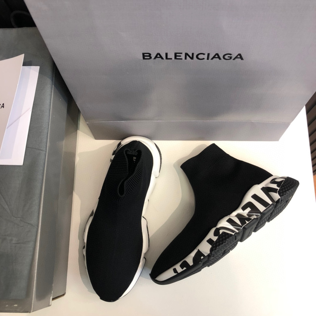 Balenciaga GRAFFITI SPEED SNEAKER