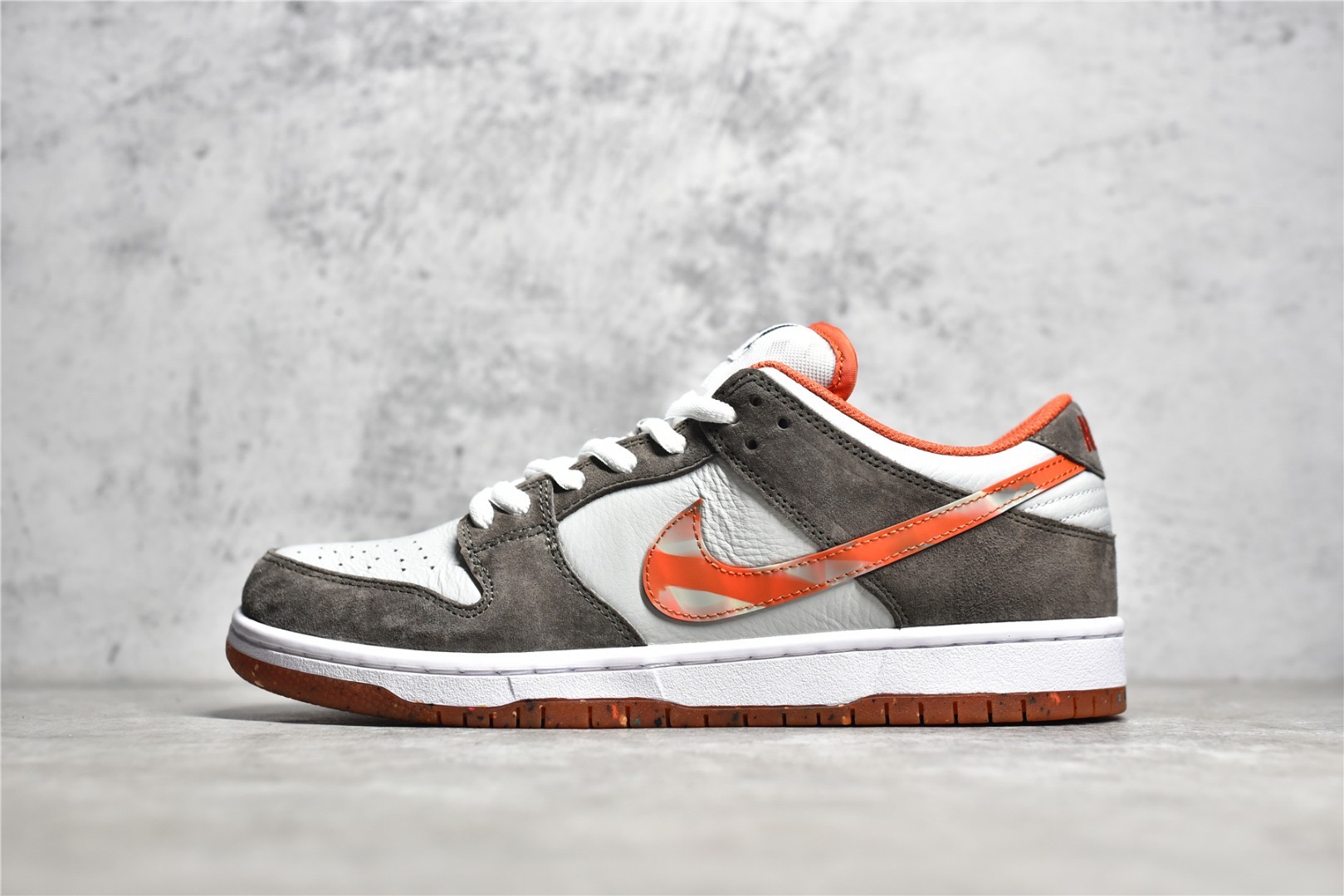 NK SB Dunk Low Crushed D.C. DH7782-001