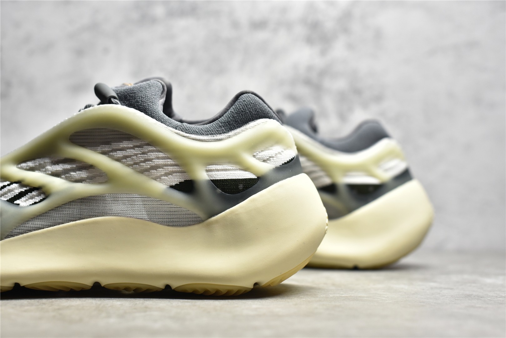 Yeezy 700 V3 Fade Salt