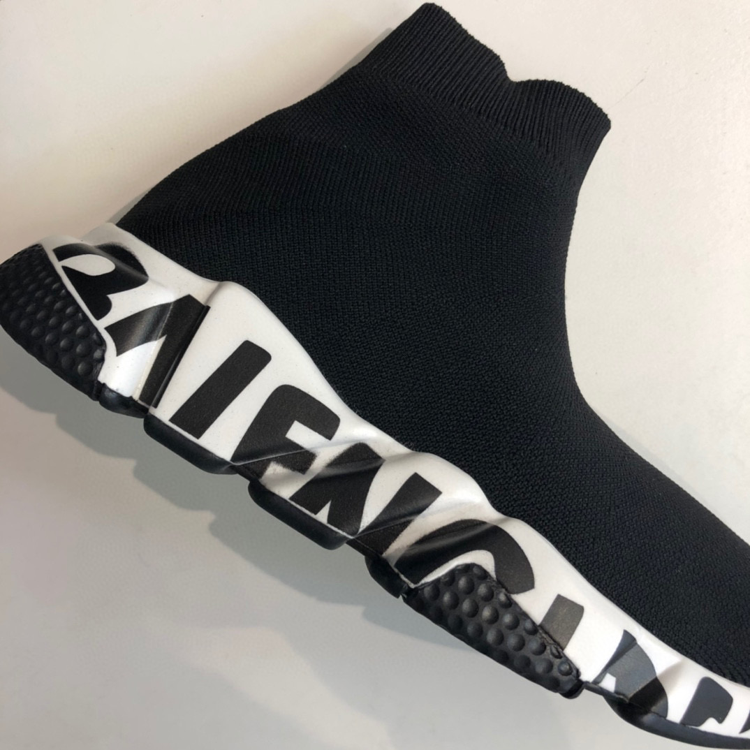 Balenciaga GRAFFITI SPEED SNEAKER