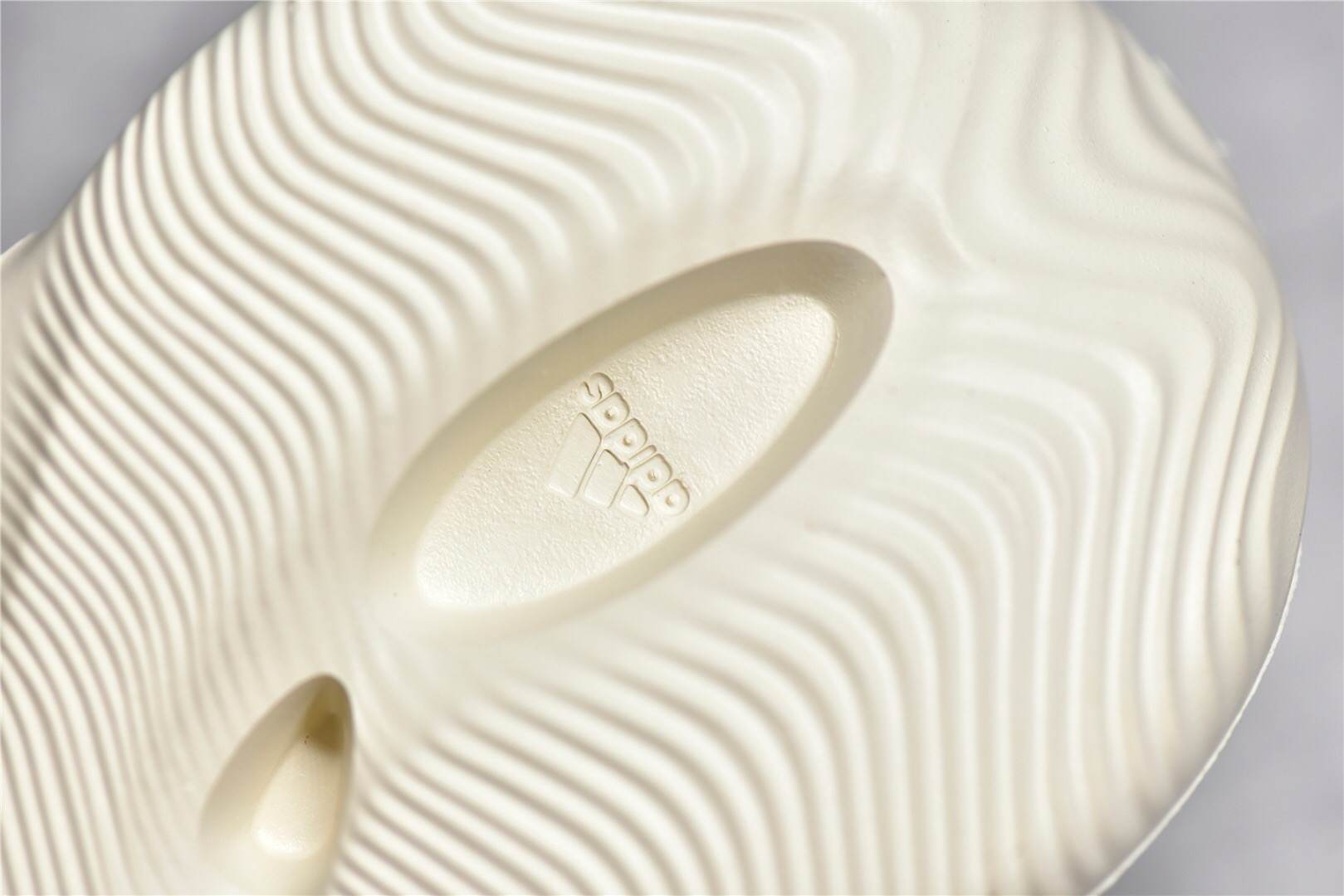 Yeezy Foam Runners 'Sand'