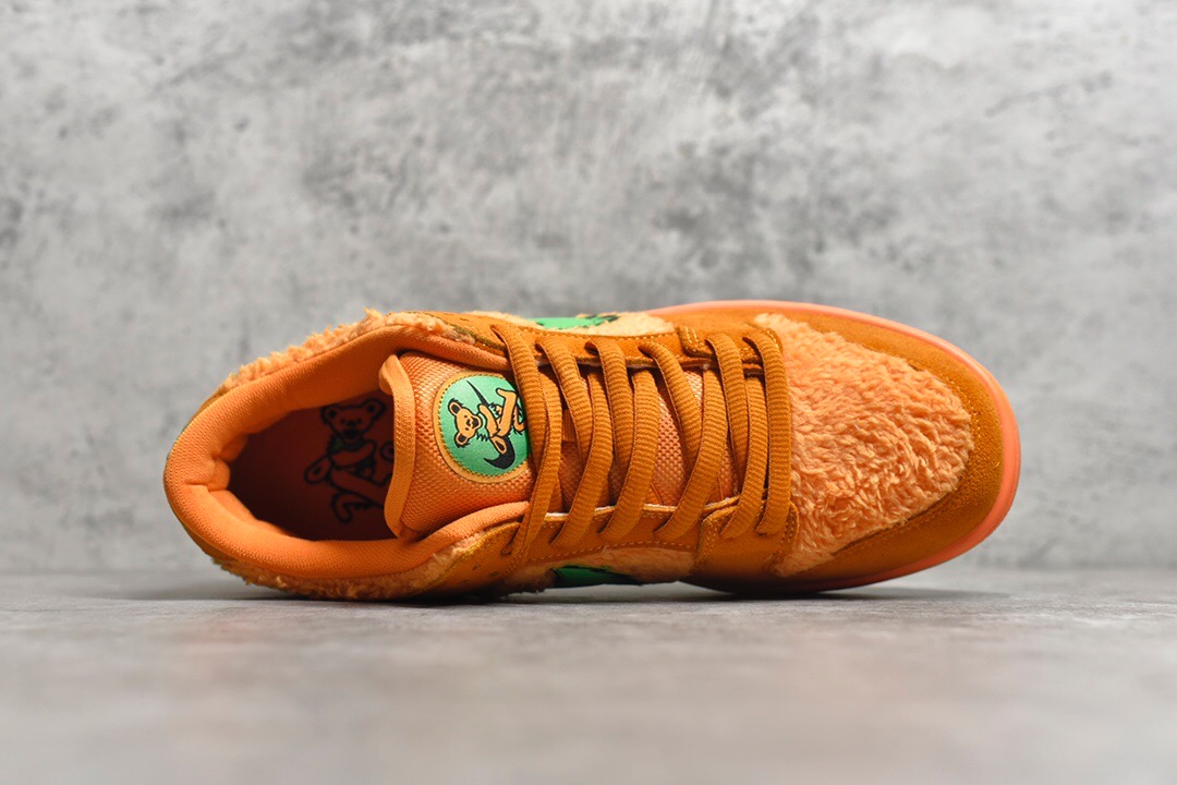 SB Dunk Low Grateful Dead Bears Orange CJ5378-800