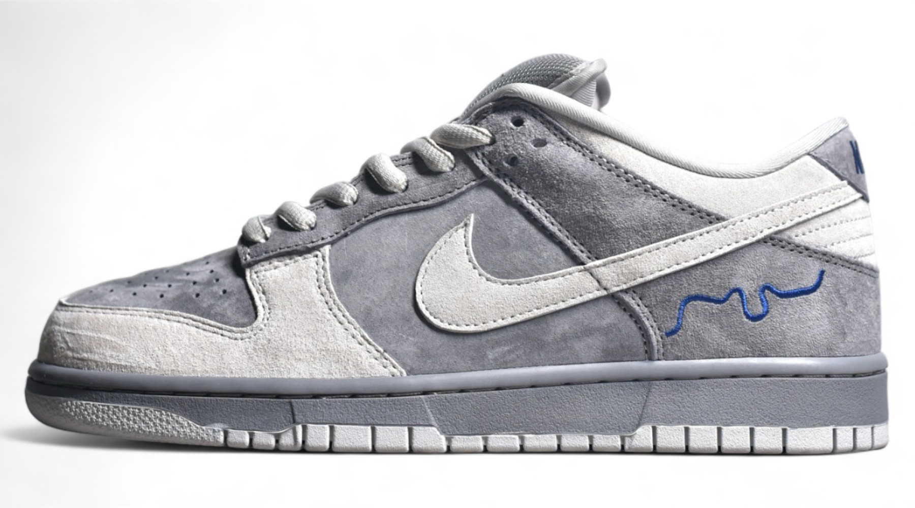 SB Dunk Low London