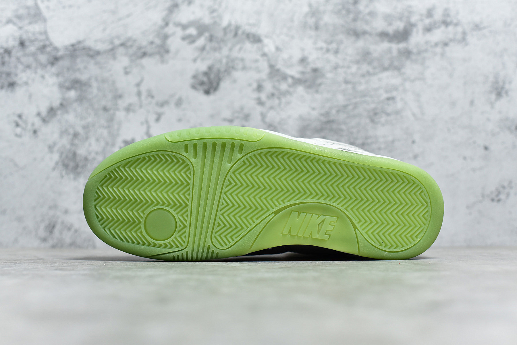 Air Yeezy 2 NRG ‘Pure Platinum’