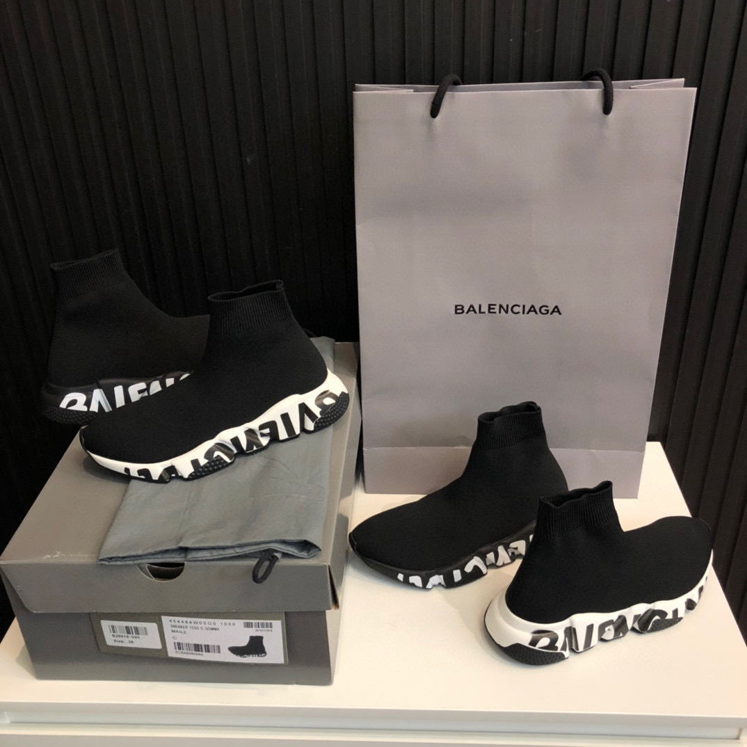 Balenciaga GRAFFITI SPEED SNEAKER
