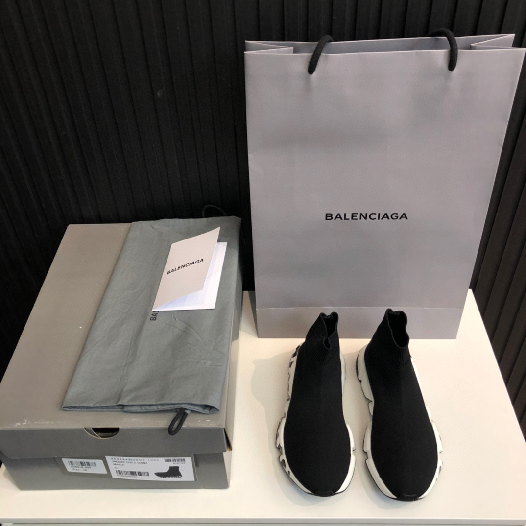 Balenciaga GRAFFITI SPEED SNEAKER