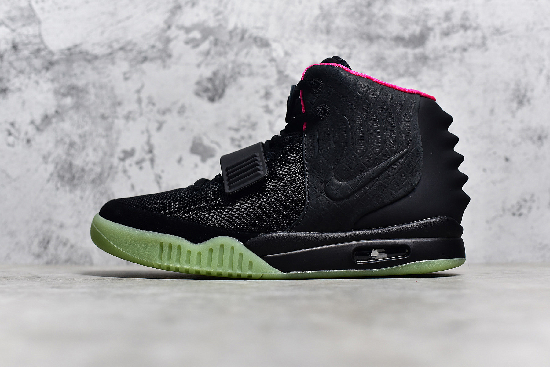Air Yeezy 2 NRG ‘Solar Red’