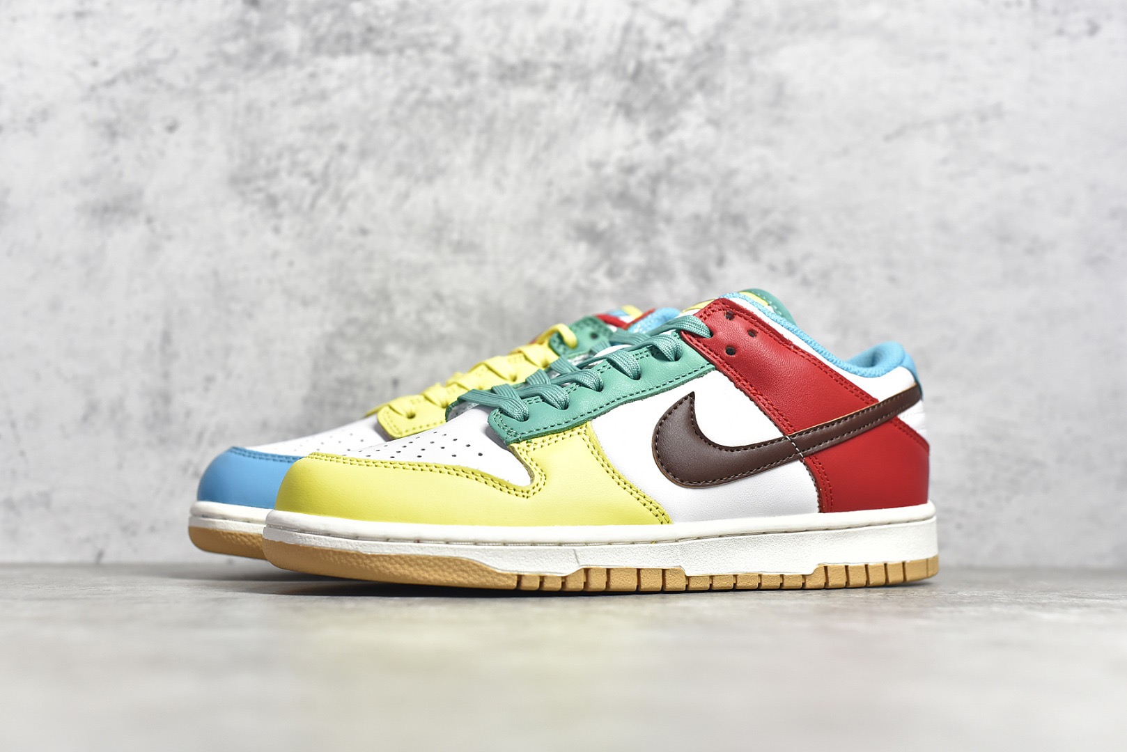 Dunk Low Free 99 White DH0952-100