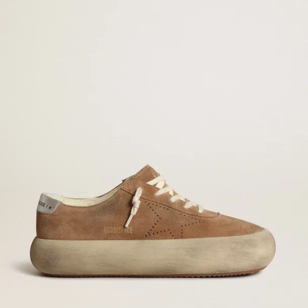 Space-Star shoes in tobacco-colored suede with perforated star and silver metallic leather h