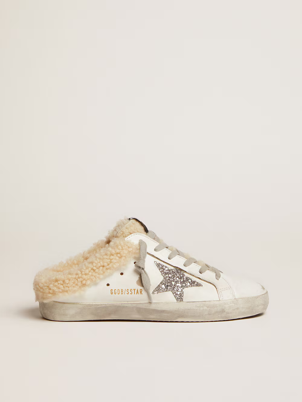 Super-Star Sabot in white leather and shearling lining