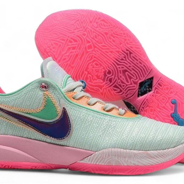NIKE LEBRON 20 x TIME MACHINE