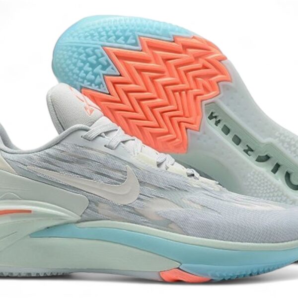 NIKE ZOOM G.T. CUT 2 x AVANT-GARDE