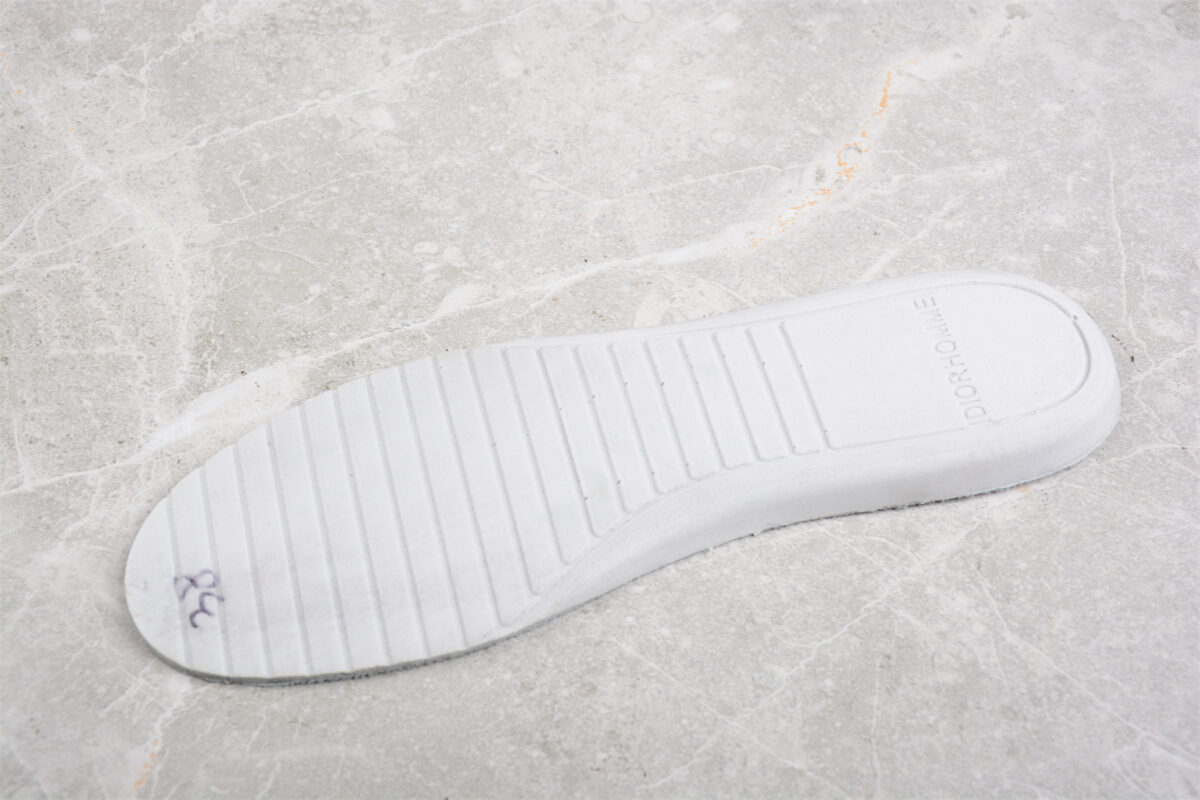 Dior B30 Low-Top Sneaker – Grey & White Oblique