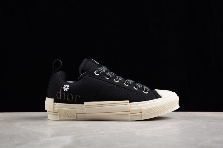 Dior B23 Oblique Low-Top Sneaker – Black with Gum Sole (Copy)