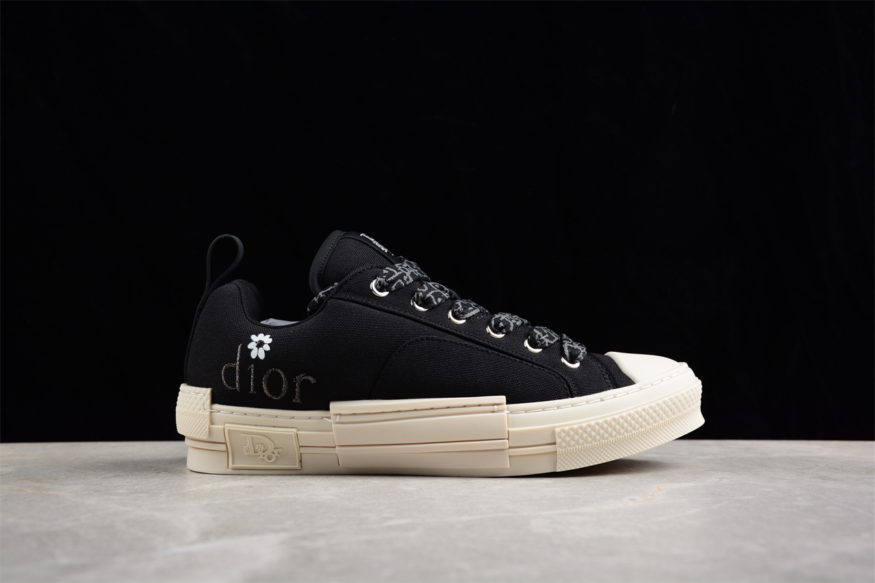 Dior B23 Oblique Low-Top Sneaker – Black with Gum Sole (Copy)