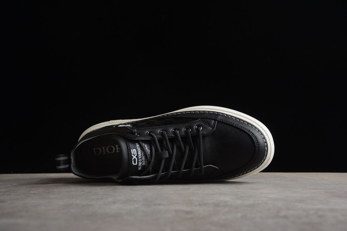 Dior Low-Top Sneaker – Black/White Contrast Sole