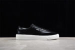 Dior B23 Oblique Low-Top Sneaker – Black with Gum Sole (Copy)