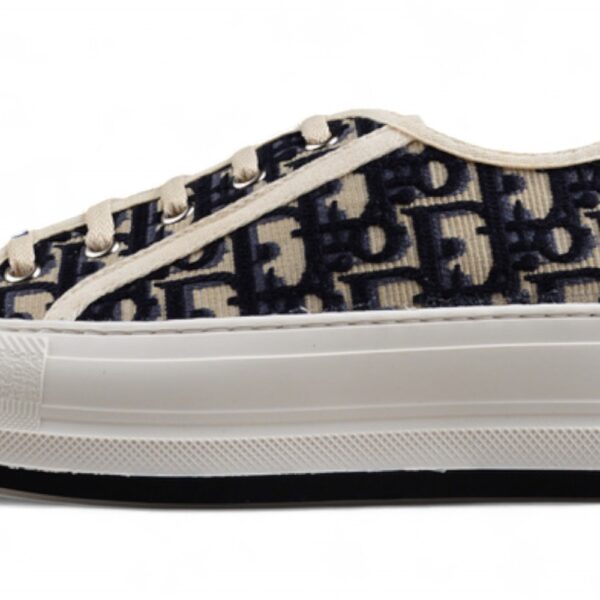 Dior B23 Oblique Low-Top Sneaker – Black with Gum Sole (Copy)