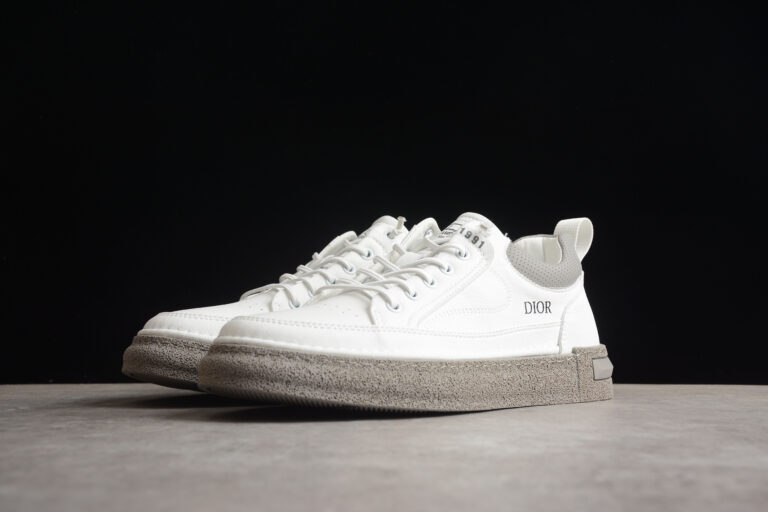 Dior B23 Oblique Low-Top Sneaker – Black with Gum Sole (Copy)
