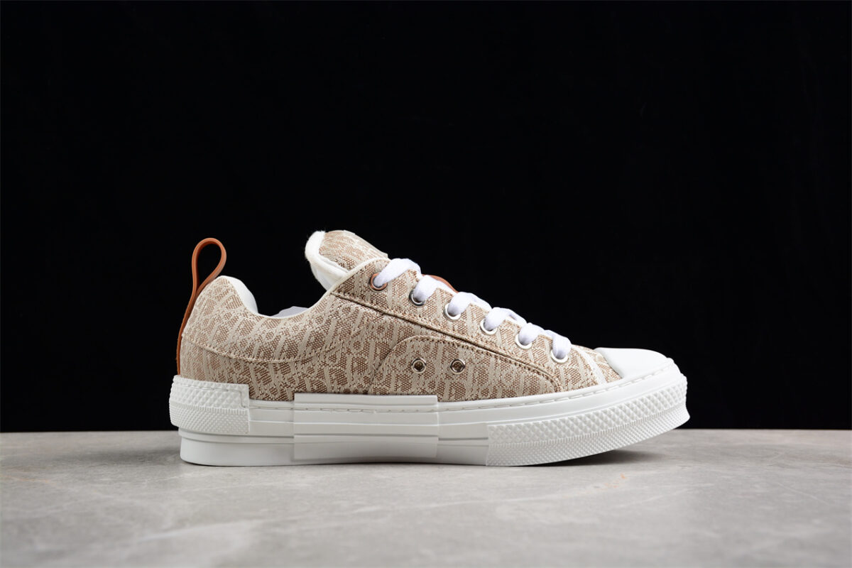 Dior B23 Oblique Low-Top Sneaker – Black with Gum Sole (Copy)