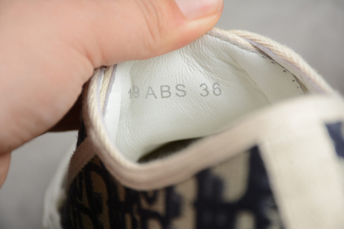 Dior B23 Low-Top Sneaker – Navy Oblique Jacquard