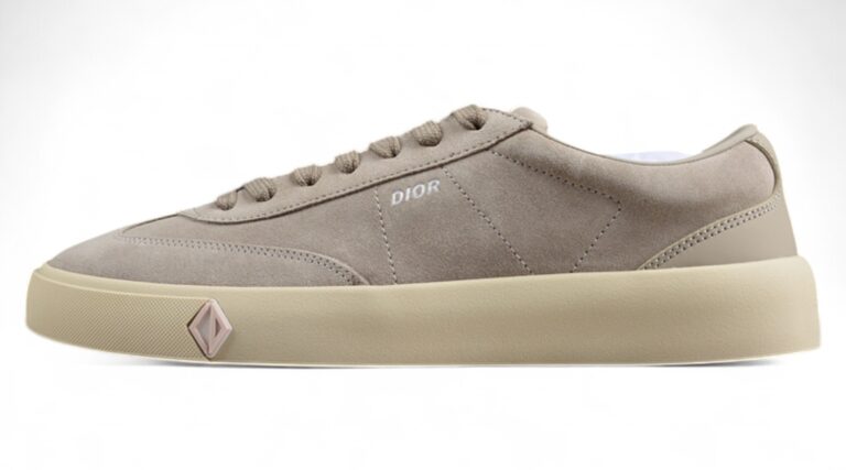 Dior B23 Oblique Low-Top Sneaker – Black with Gum Sole (Copy)