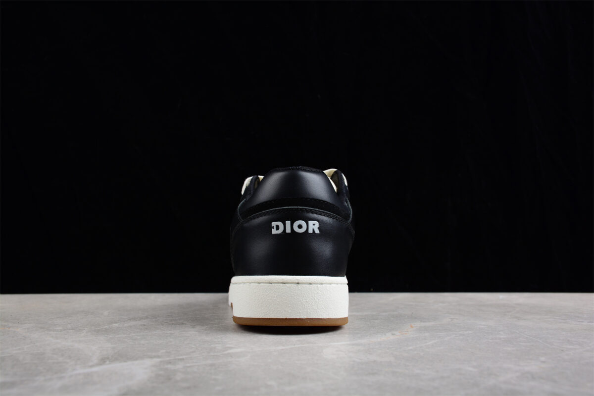 Dior B23 Oblique Low-Top Sneaker – Black with Gum Sole (Copy)