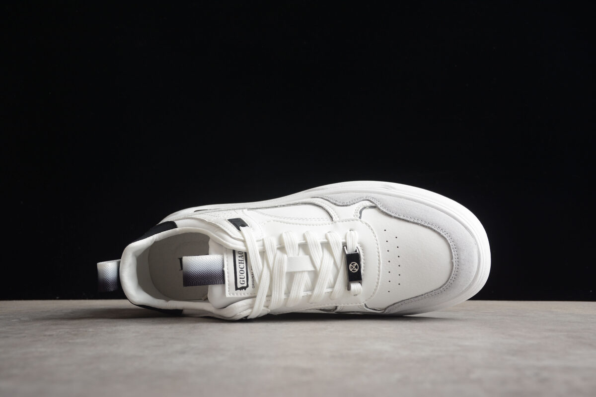 Dior B28 Low-Top Sneaker – White & Grey Leather/Suede