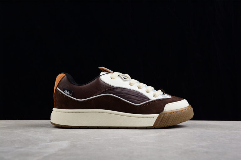 Dior B23 Oblique Low-Top Sneaker – Black with Gum Sole (Copy)