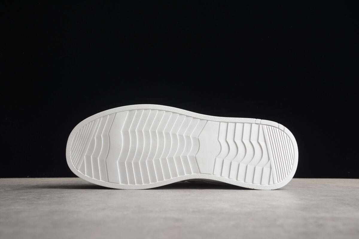 Dior B28 Low-Top Sneaker – White & Grey Leather/Suede