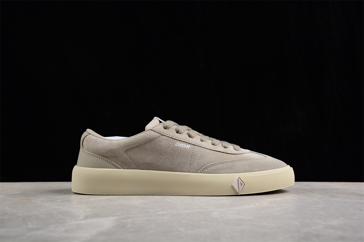 Dior B23 Oblique Low-Top Sneaker – Black with Gum Sole (Copy)