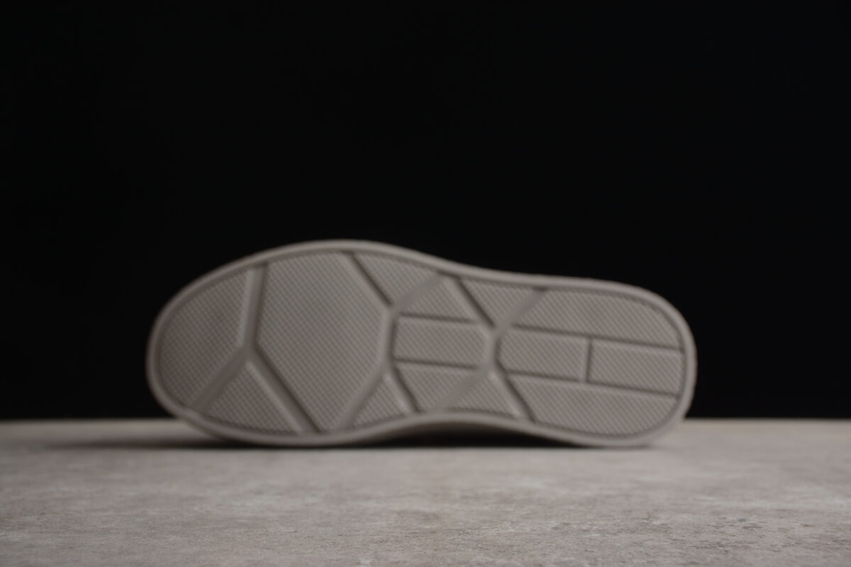 Dior B27 Low-Top Sneaker – White & Grey