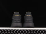 Alexander McQueen Sneaker (Copy)