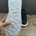 Alexander McQueen (Copy)