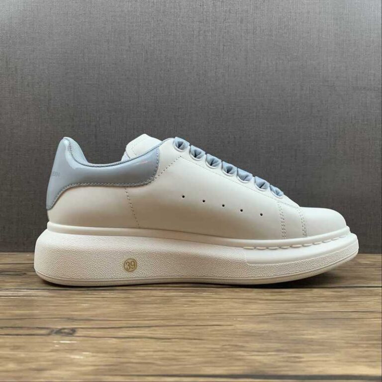 Alexander McQueen Sneaker (Copy)