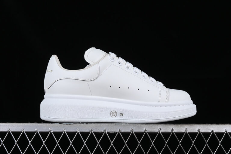 Alexander McQueen Sneaker (Copy)
