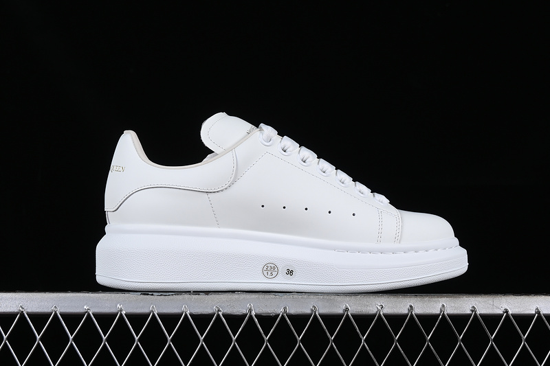 Alexander McQueen Sneaker (Copy)