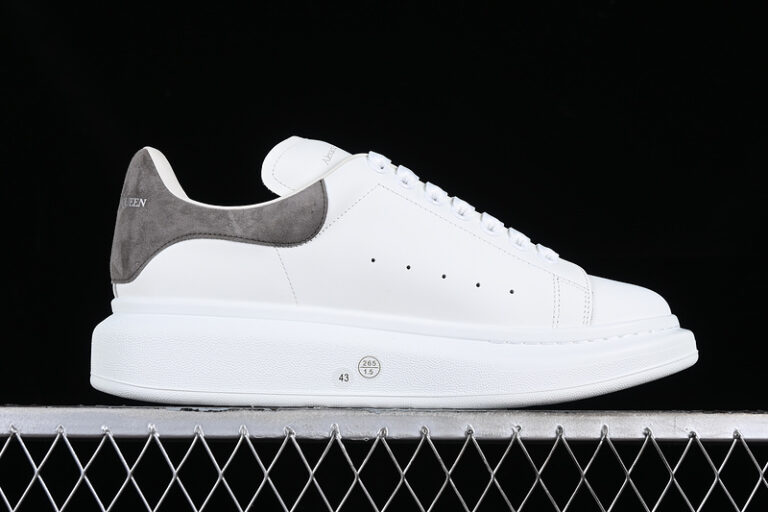 Alexander McQueen Sneaker (Copy)