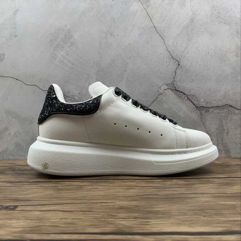 Alexander McQueen (Copy)