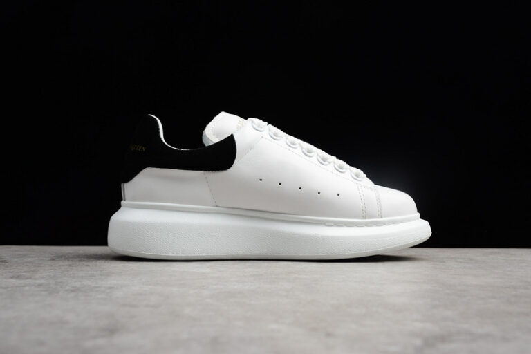 Alexander McQueen (Copy)